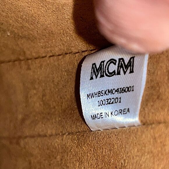 Authentic New With Tags MCM Klara Medium Leather Hobo Bag - Picture 8 of 10